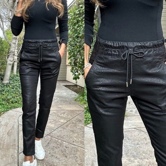 BEVY FLOG Pants - Bevy Flog Shely Drawstring Pants in Black Snake Print XS